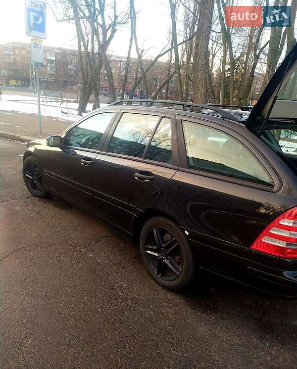 Универсал Mercedes-Benz C-Class 2006 в Киеве