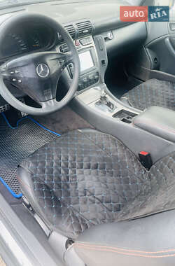 Купе Mercedes-Benz C-Class 2002 в 