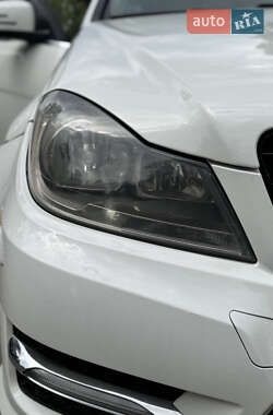 Седан Mercedes-Benz C-Class 2012 в 