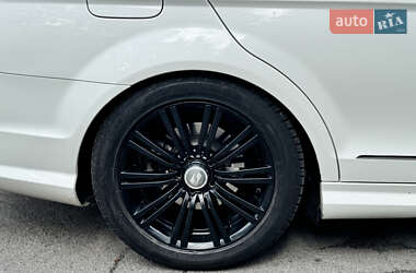 Седан Mercedes-Benz C-Class 2012 в 
