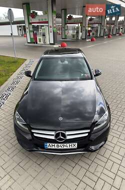 Седан Mercedes-Benz C-Class 2017 в 