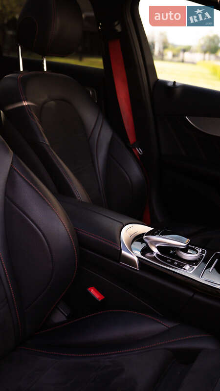 Седан Mercedes-Benz C-Class 2016 в Киеве