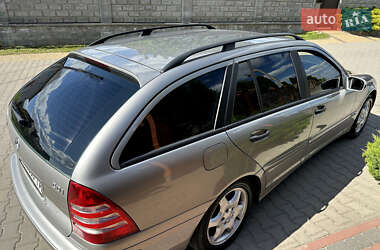 Универсал Mercedes-Benz C-Class 2004 в 