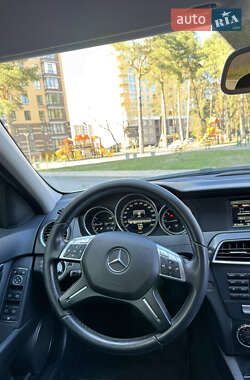 Универсал Mercedes-Benz C-Class 2012 в 