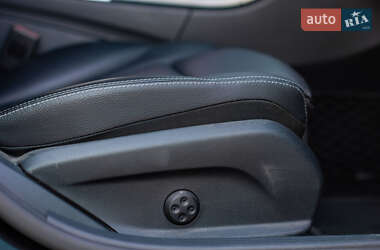 Седан Mercedes-Benz C-Class 2015 в 