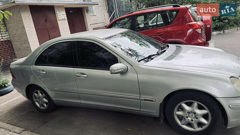 Седан Mercedes-Benz C-Class 2002 в Чорноморську