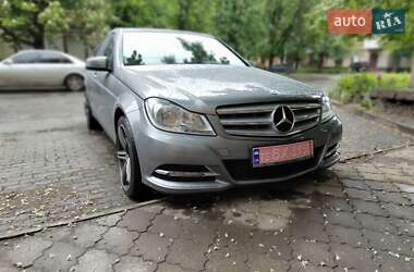 Седан Mercedes-Benz C-Class 2011 в Славянске
