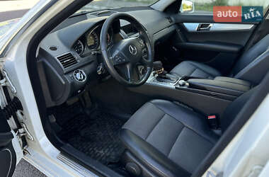 Универсал Mercedes-Benz C-Class 2010 в 