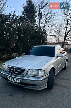 Седан Mercedes-Benz C-Class 2000 в Івано-Франківську