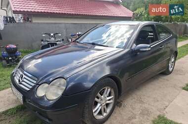 Купе Mercedes-Benz C-Class 2002 в Чернівцях