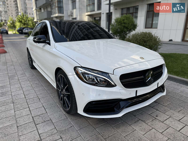 Седан Mercedes-Benz C-Class 2016 в Киеве