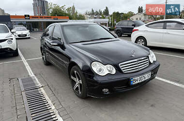 Седан Mercedes-Benz C-Class 2006 в 