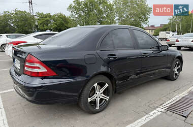 Седан Mercedes-Benz C-Class 2006 в 