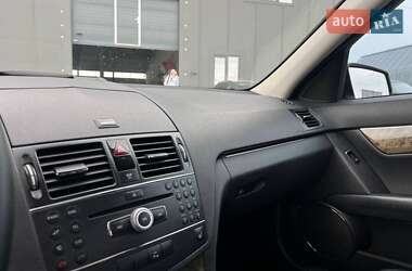 Седан Mercedes-Benz C-Class 2008 в 
