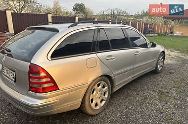 Універсал Mercedes-Benz C-Class 2002 в 