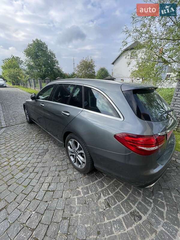 Універсал Mercedes-Benz C-Class 2017 в Стрию