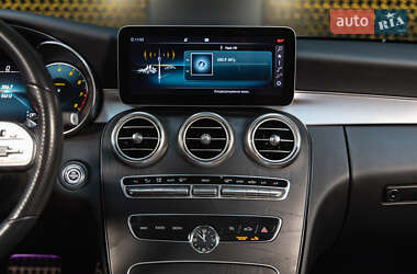 Кабриолет Mercedes-Benz C-Class 2019 в 