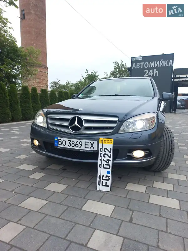 Mercedes-Benz C-Class