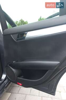 Седан Mercedes-Benz C-Class 2010 в 