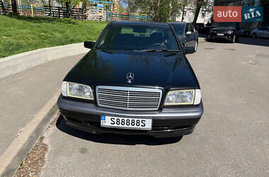 Седан Mercedes-Benz C-Class 1997 в Києві