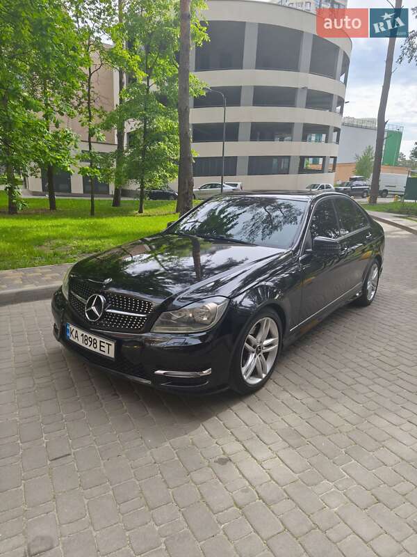 Седан Mercedes-Benz C-Class 2013 в 