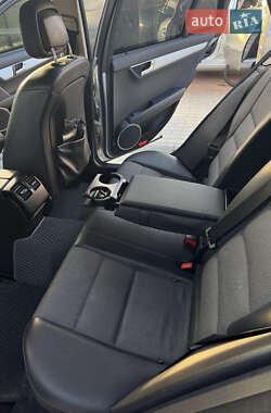 Универсал Mercedes-Benz C-Class 2009 в 