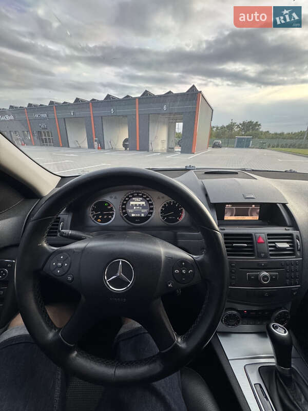 Универсал Mercedes-Benz C-Class 2009 в Виннице