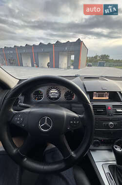 Универсал Mercedes-Benz C-Class 2009 в 