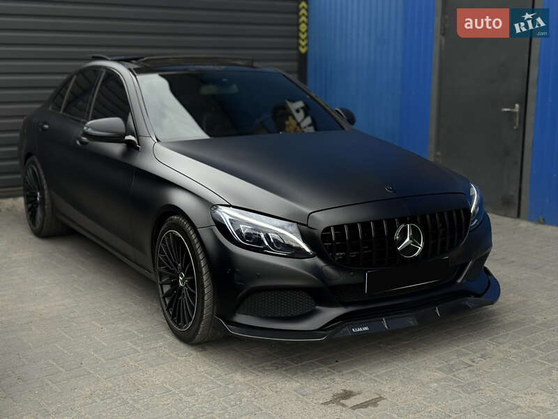 Седан Mercedes-Benz C-Class 2017 в Дніпрі