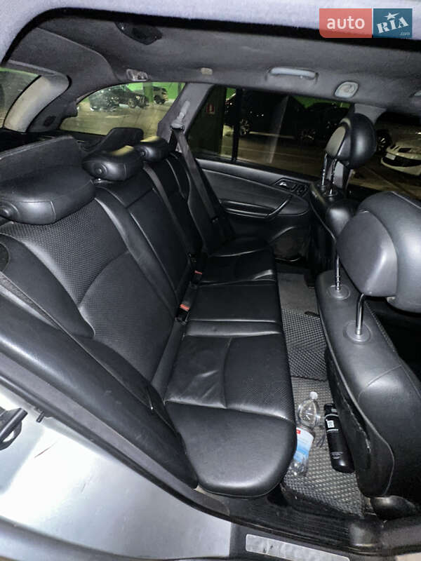 Універсал Mercedes-Benz C-Class 2001 в Києві