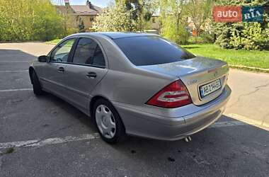 Седан Mercedes-Benz C-Class 2005 в 