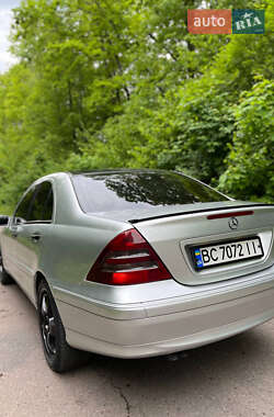 Седан Mercedes-Benz C-Class 2002 в 