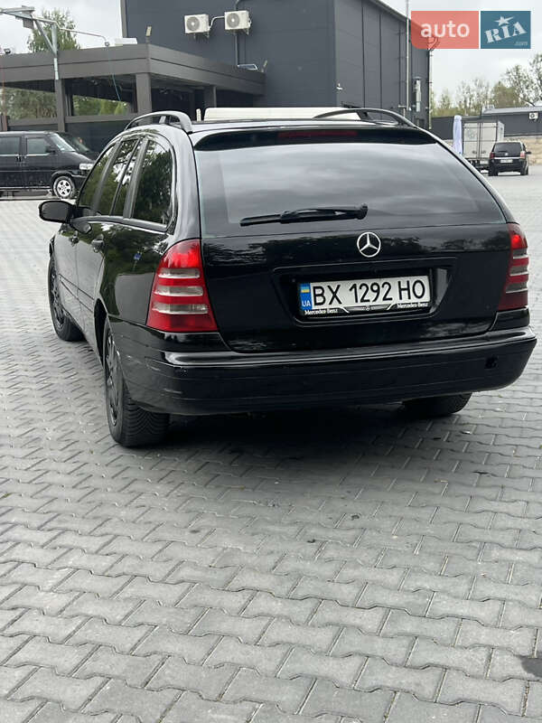 Универсал Mercedes-Benz C-Class 2002 в Зборове