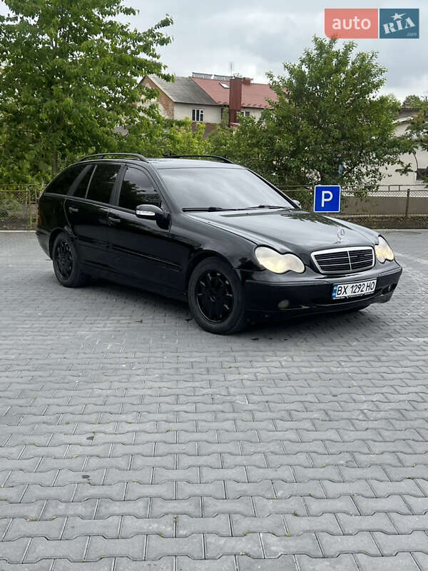 Универсал Mercedes-Benz C-Class 2002 в Зборове