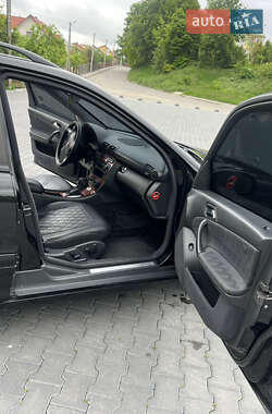 Універсал Mercedes-Benz C-Class 2002 в 
