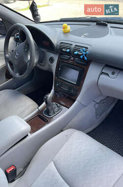 Седан Mercedes-Benz C-Class 2002 в 