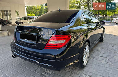 Седан Mercedes-Benz C-Class 2009 в 