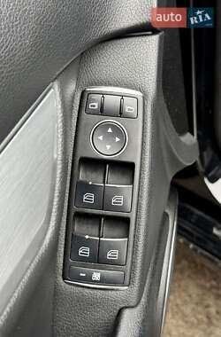 Седан Mercedes-Benz C-Class 2011 в 