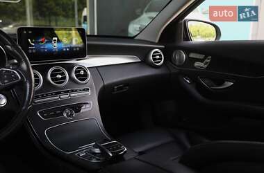 Седан Mercedes-Benz C-Class 2016 в 