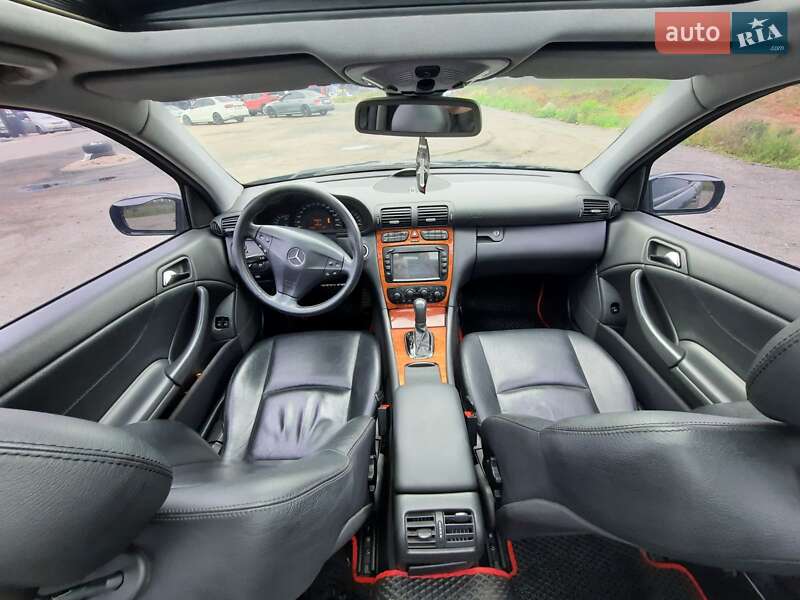 Купе Mercedes-Benz C-Class 2002 в Киеве