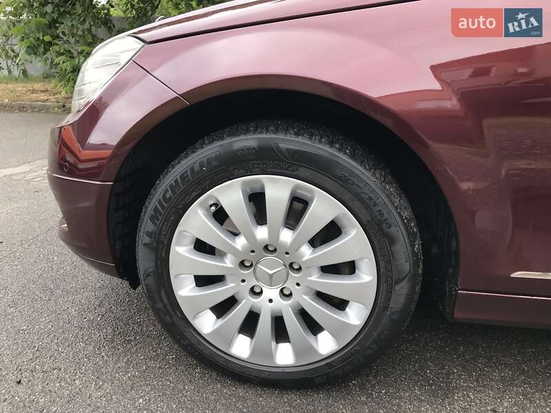 Седан Mercedes-Benz C-Class 2008 в Києві