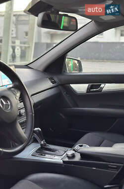 Универсал Mercedes-Benz C-Class 2011 в 