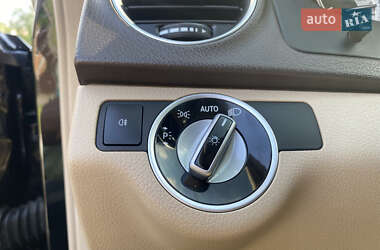 Седан Mercedes-Benz C-Class 2012 в 