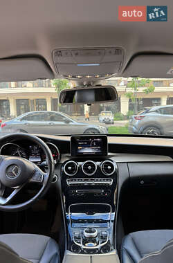 Седан Mercedes-Benz C-Class 2017 в 