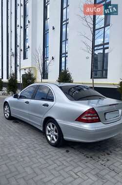 Седан Mercedes-Benz C-Class 2006 в 