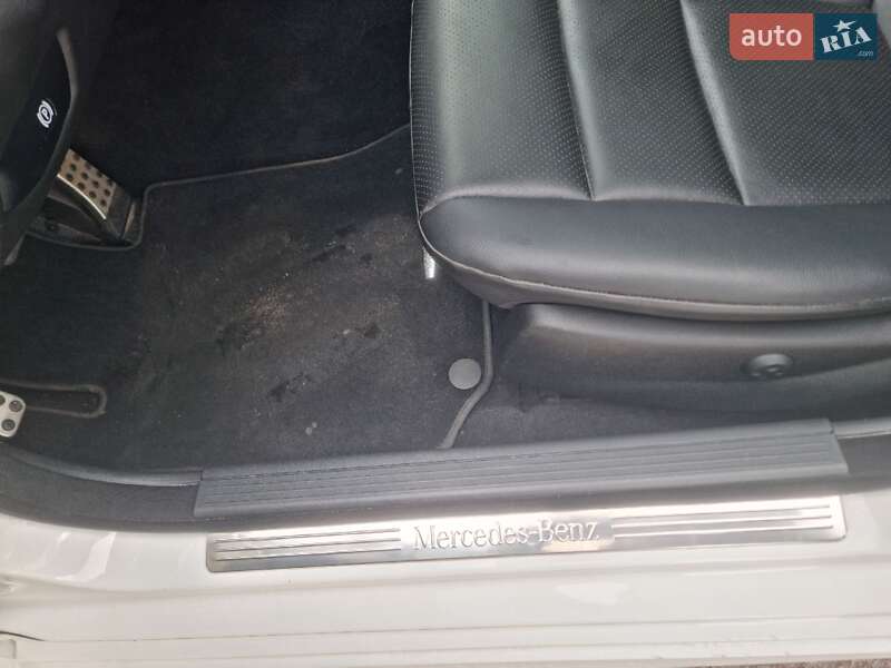 Седан Mercedes-Benz C-Class 2013 в Житомирі