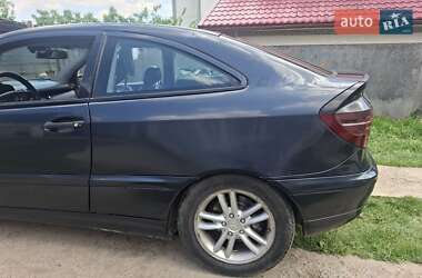 Купе Mercedes-Benz C-Class 2002 в 