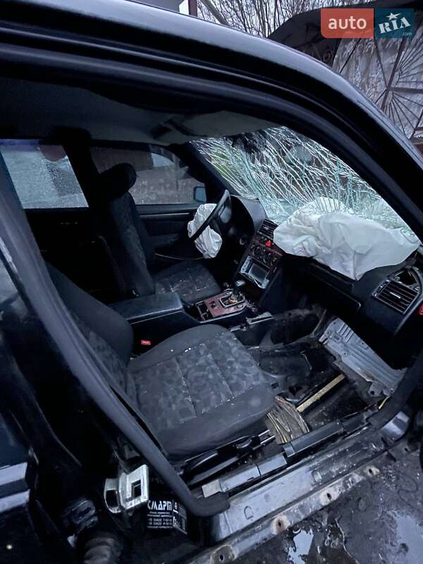 Седан Mercedes-Benz C-Class 1999 в Тернополе фото 3 Седан Mercedes-Benz C-Class 1999 в Тернополе