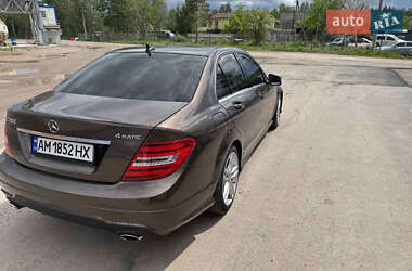 Седан Mercedes-Benz C-Class 2012 в Житомире