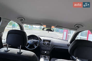 Седан Mercedes-Benz C-Class 2010 в 